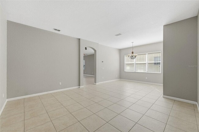 Photo - 6920 Helmsley Cir