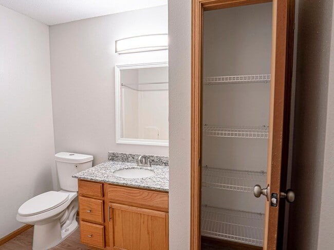 Ashwood Birchwood Apartments