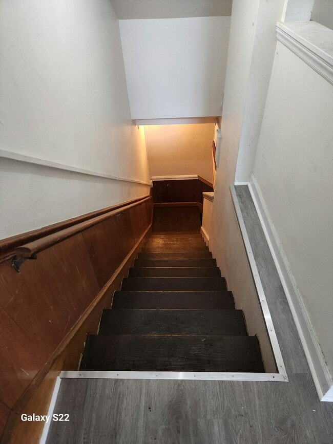 Photo - 302 Dahl St Unit C