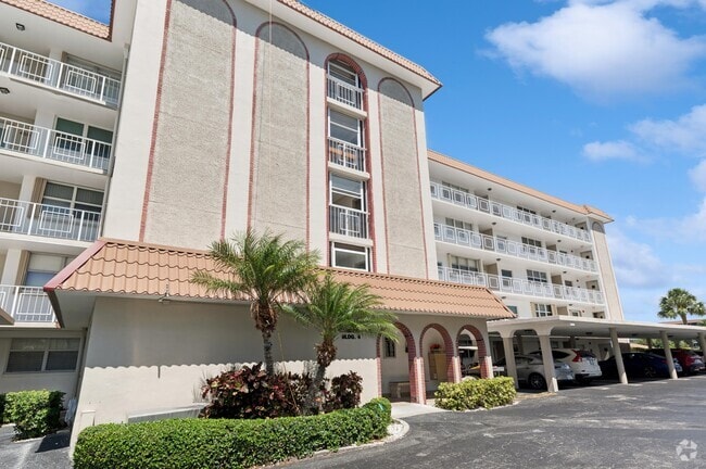 Building Photo - 911 Gardenia Dr Unit 252 Rental