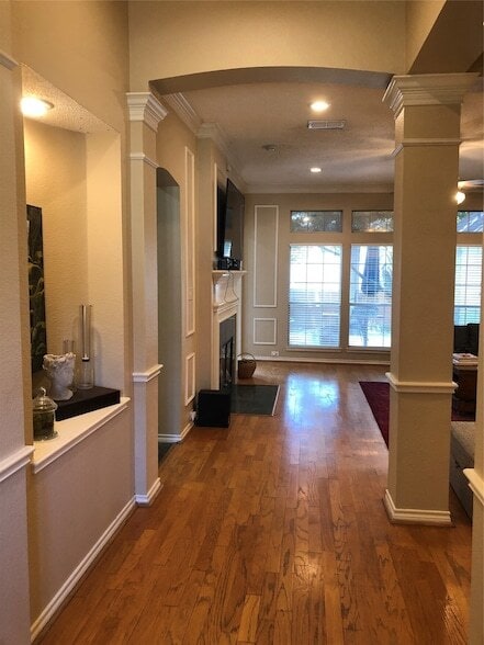 Photo - 2685 Hillside Dr