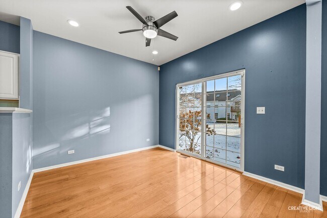 Photo - 612 Waterview Ct