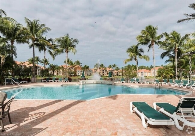 Building Photo - 1260 Wildwood Lakes Blvd Unit 305 Rental