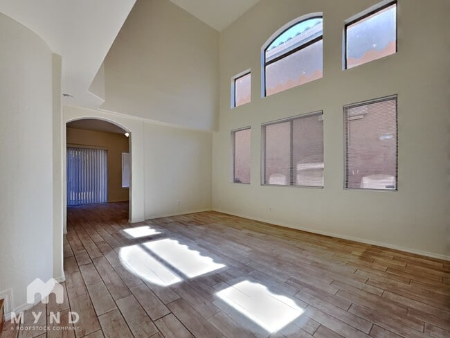 Photo - 10524 W Almeria Rd
