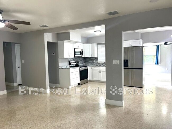 Photo - 1830 Lady Mary Dr