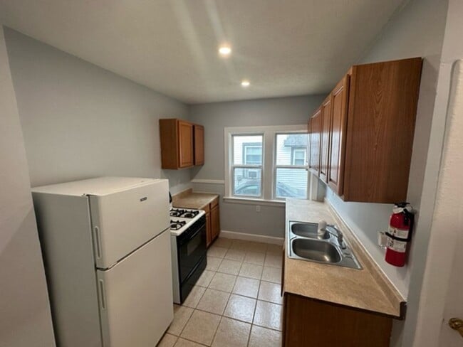 Photo - 1217 March St