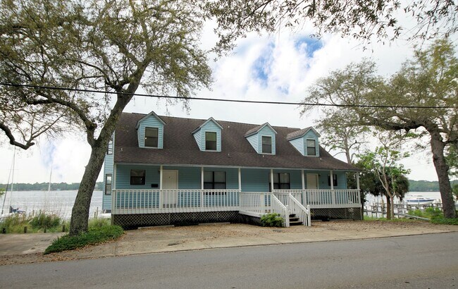 Photo - Waterfront Townhome in Niceville