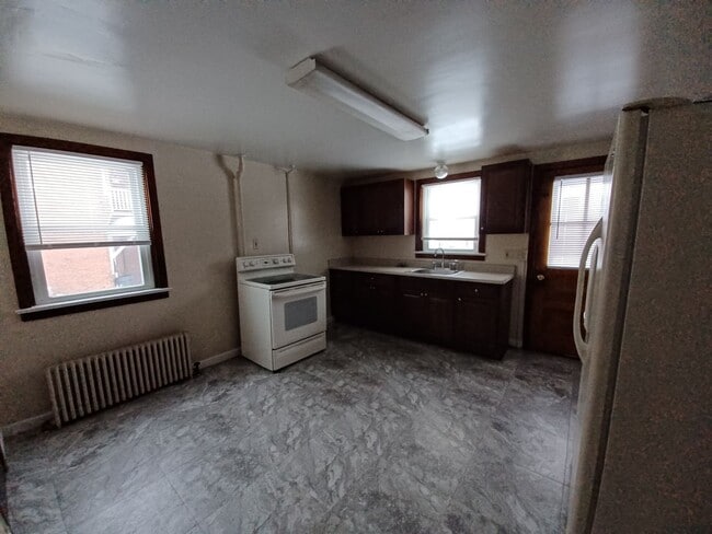 Photo - 515-517 S Market St Unit 515
