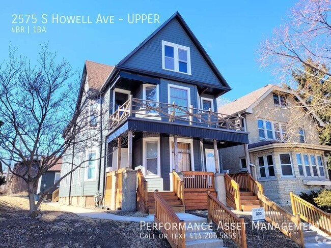 Building Photo - Spacious 3Bedroom Upper Unit UPPER Rental