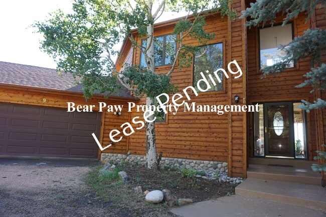 Building Photo - Lovely Home on Lookout Mountain!!