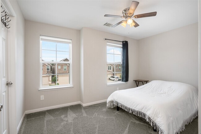 Photo - 17137 Wilthorne Colony Ct