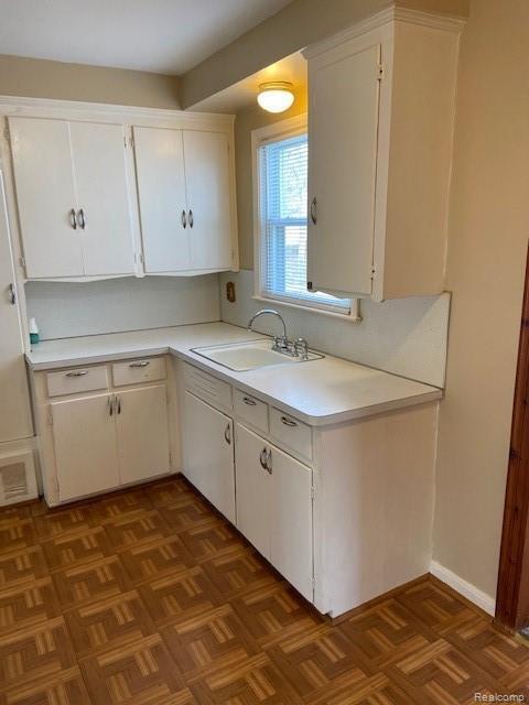 Photo - 4863 Niagara St