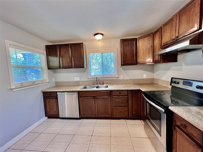 Building Photo - 4114 Beggs St Rental