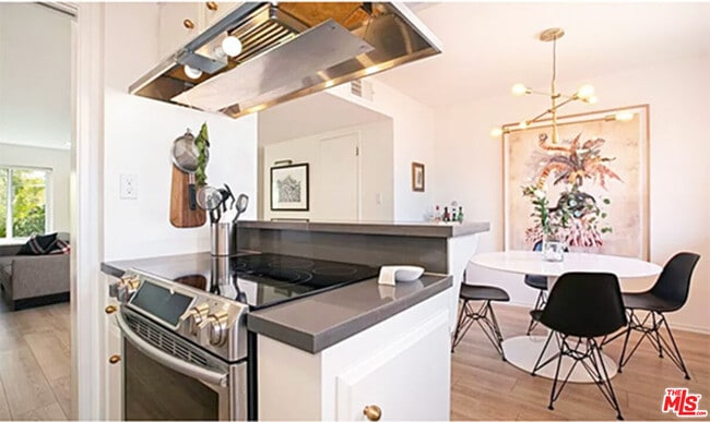 Photo - 1830 Taft Ave Unidad 307 Rental