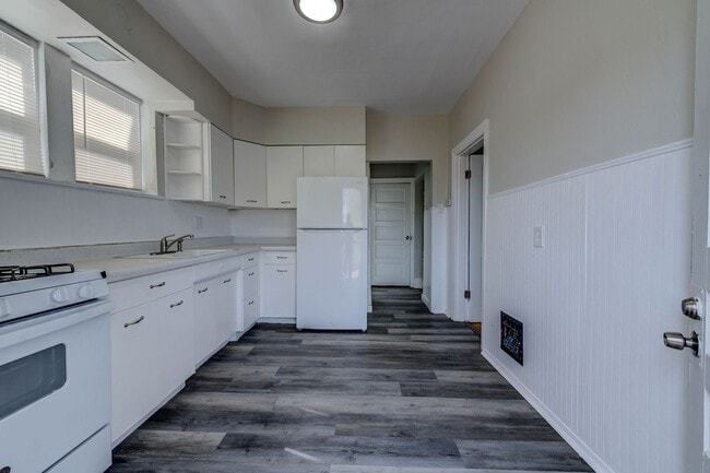 Photo - 3953 Tholozan Ave Apartment Unit #2F