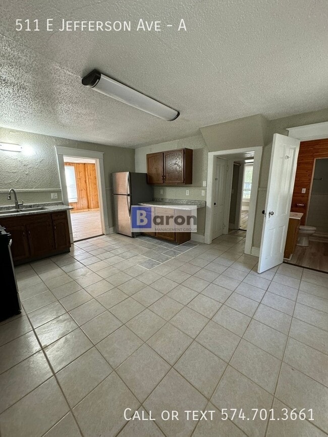 Photo - 511 E Jefferson Ave Apartment Unit A