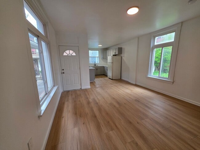 Photo - Space 3 bed 1 bath house for rent in Braddock!