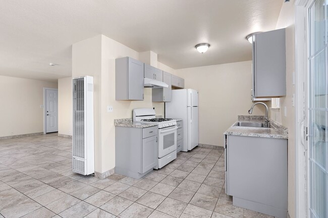 Building Photo - 1518-1522 Trower Ave Unit 1518 Rental