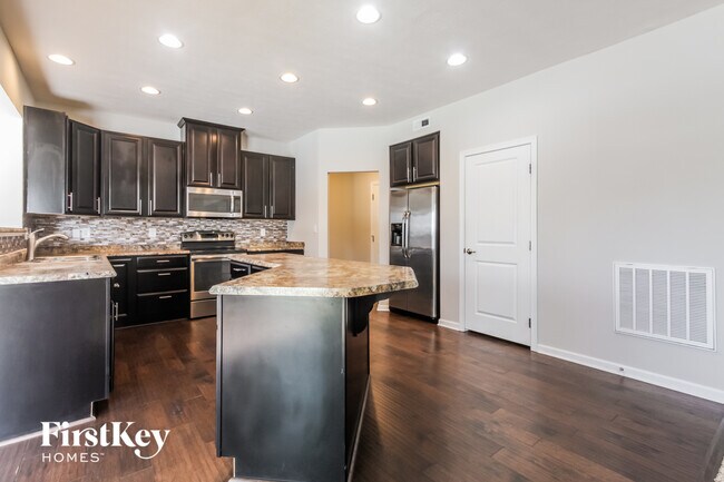 Photo - 6660 Branches Dr