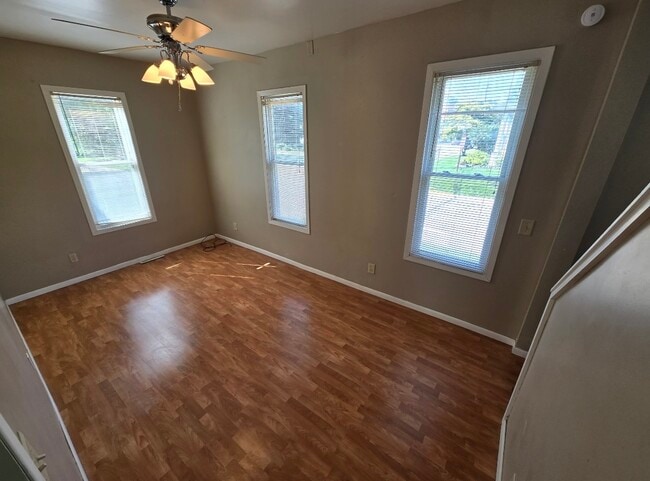 Building Photo - 1901 17th St Rental