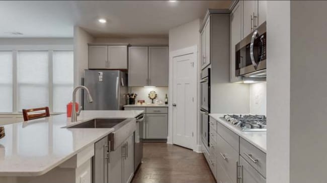 Photo - 1594 Drakes Creek Rd