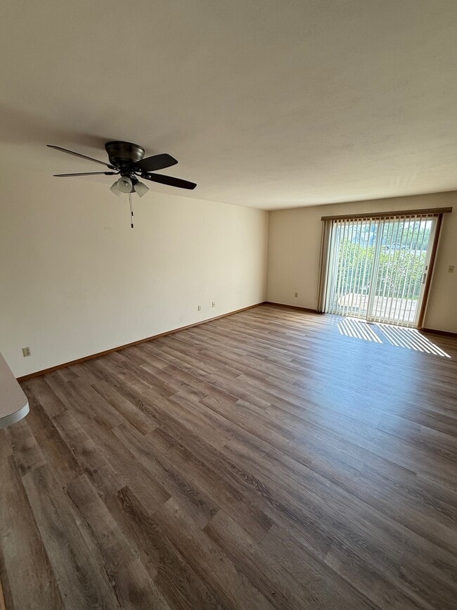 Photo - N1531 Fawn Ridge Dr