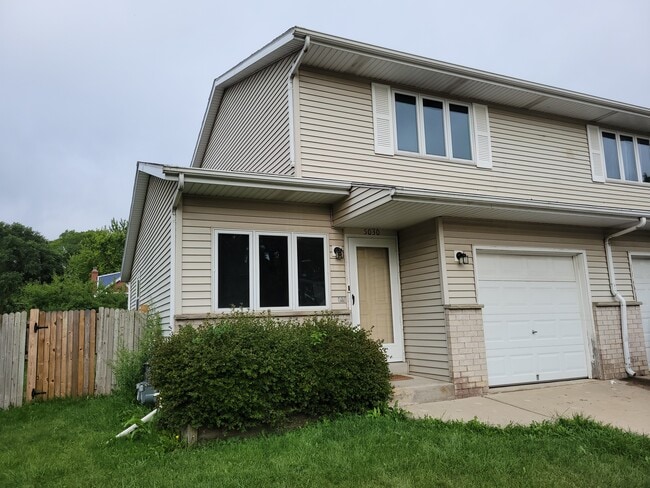 Photo - 5028 46th Ave Townhome