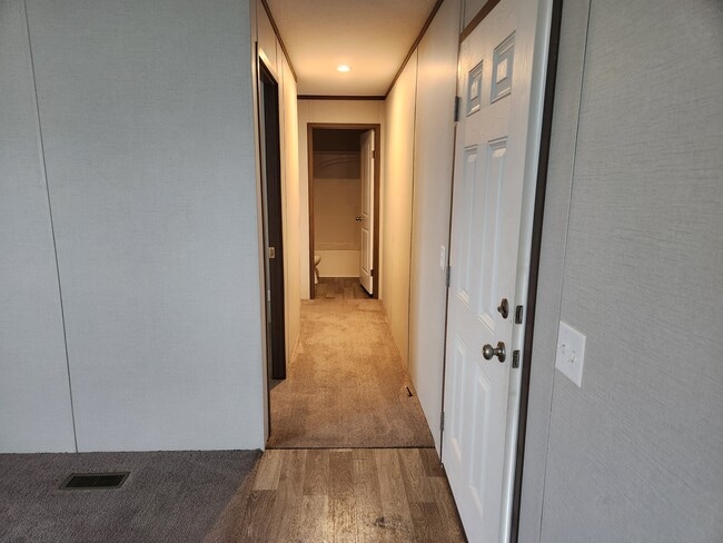 Photo - 504 Washington