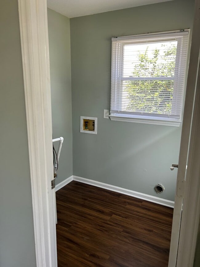 Photo - 2 bedroom, 2 bath Duplex