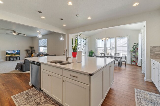 Photo - 27717 E Frost Pl