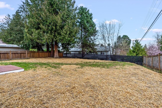 Photo - Well-Maintained Everett Rental with Functional Layout and Outdoor Space