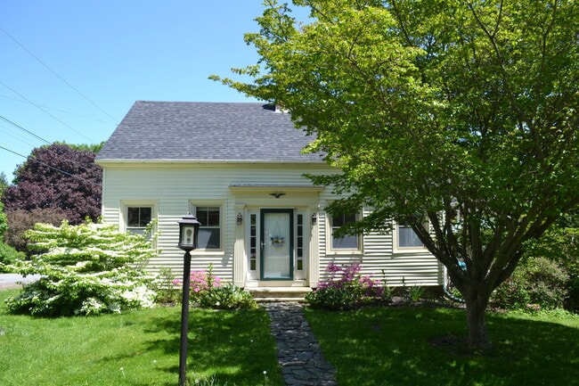 Photo - 20 Pine St