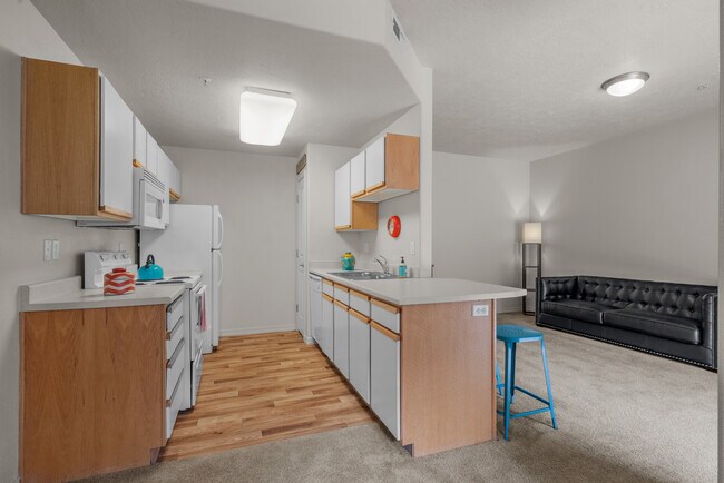 Photo - Pleasant Springs Apartments