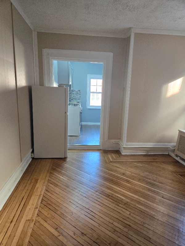 Photo - 581 E 26th St Unit 581 east 26th street