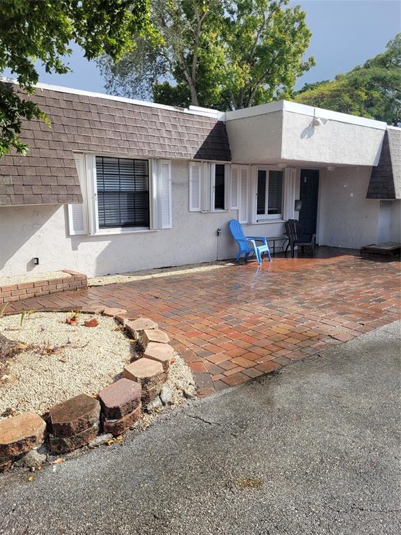 Building Photo - 770 NE 38th St Unit F