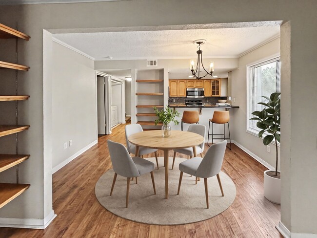 1406 Lemon Tree Ln