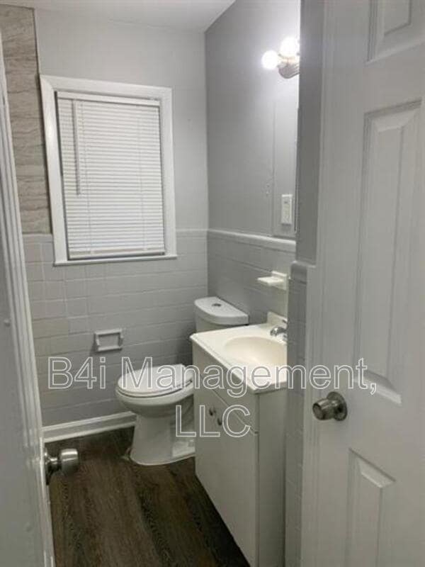 Photo - 4807 Gardiner Dr