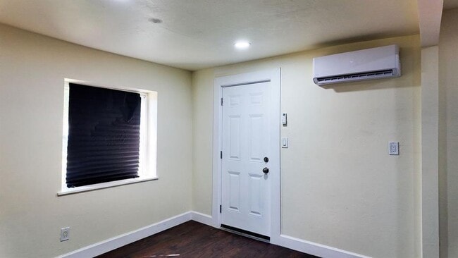 Photo - 3615 SW 40th St