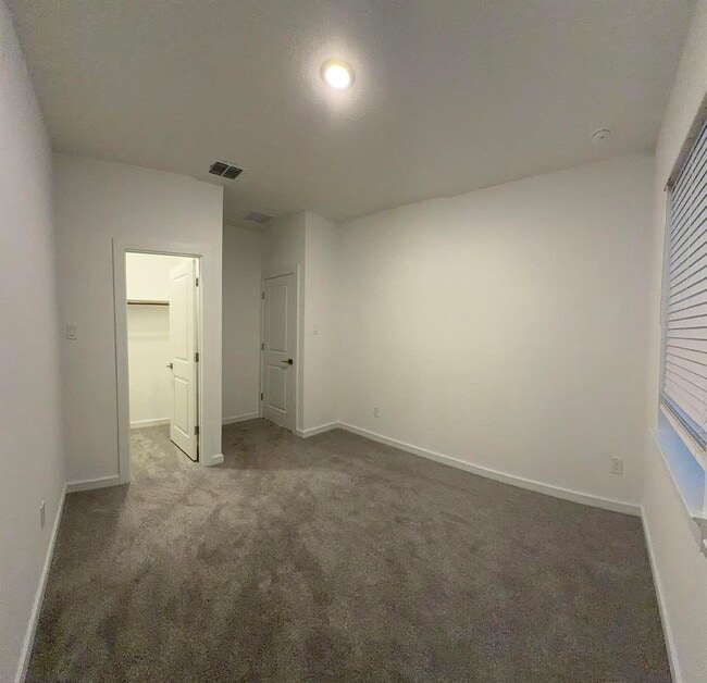 Photo - 4715 Bay Vista Dr