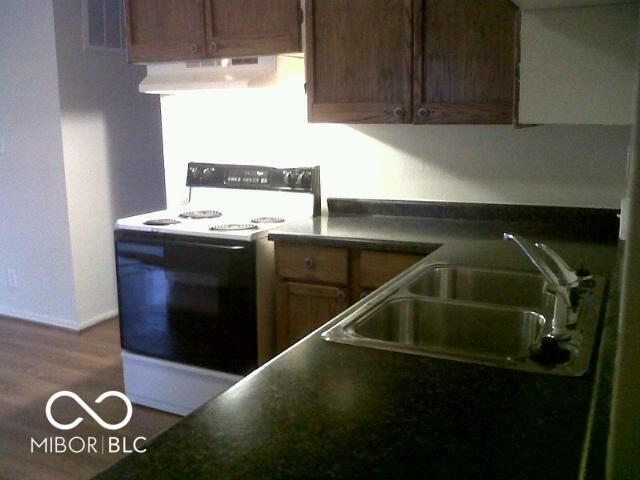 Photo - 3814 Esquire Pl