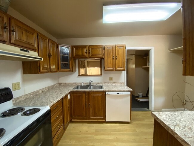 Photo - Single Family Home *LEASING SPECIAL AVAILABLE*