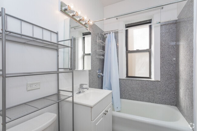 2BR, 1BA - Bathroom