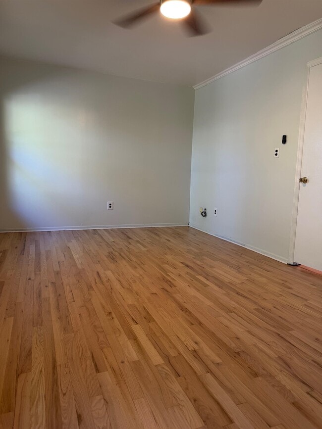 Photo - 729 10th St Unit 3D