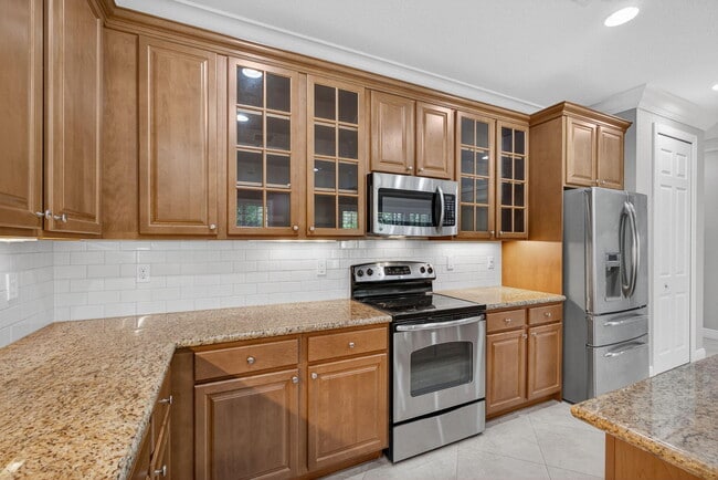 4803 Cadiz Cir