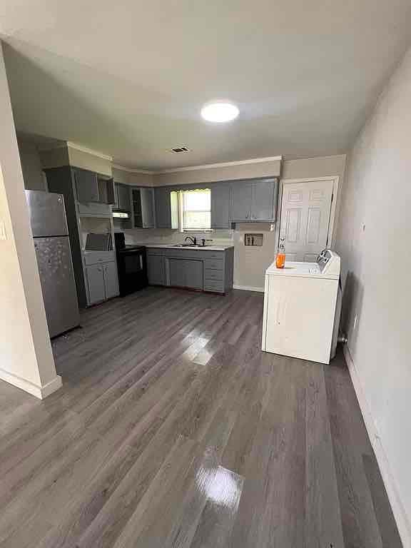 Photo - 905 E 7th St Unit 903