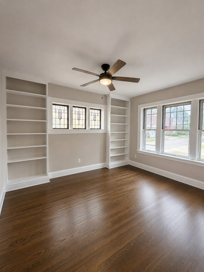 4003 Humphrey St Unit 2W