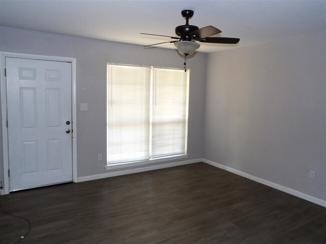 Photo - 4611 NW Santa Fe Ave
