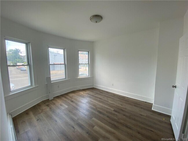 Photo - 222 Maplewood Ave Unidad 2