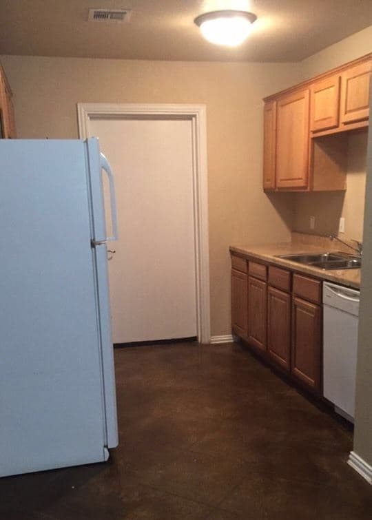 Photo - EMM of Ardmore Unit F 619 SE