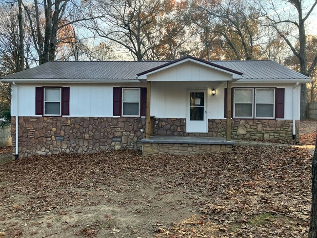Building Photo - 106 Aldrin St Rental